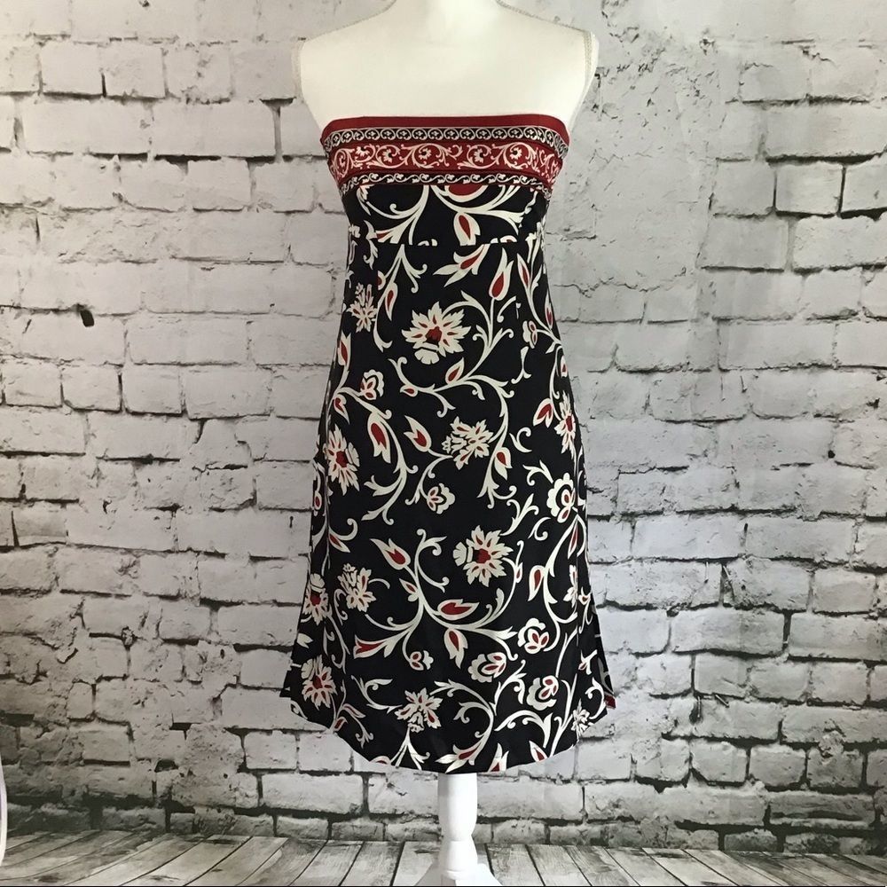 LAUNDRY STRAPLESS DRESS SIZE 4 *